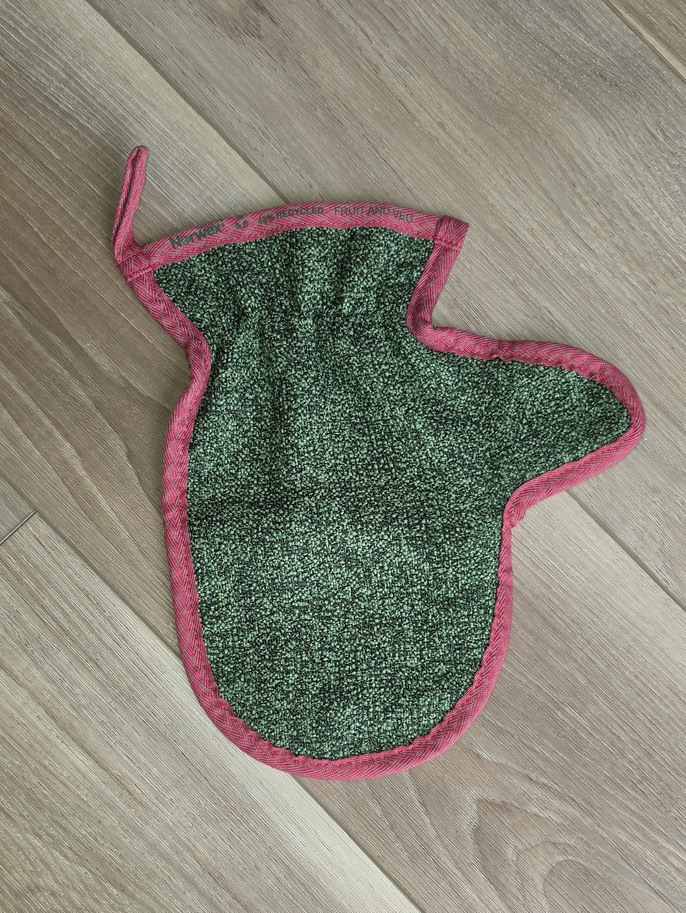 NWOT Norwex Veggie And Fruit Mitt